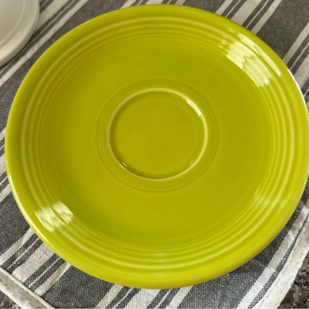 Fiesta Fiestaware Chartreuse Green Saucer, EEUC. 5‎ In Saucer Replacement